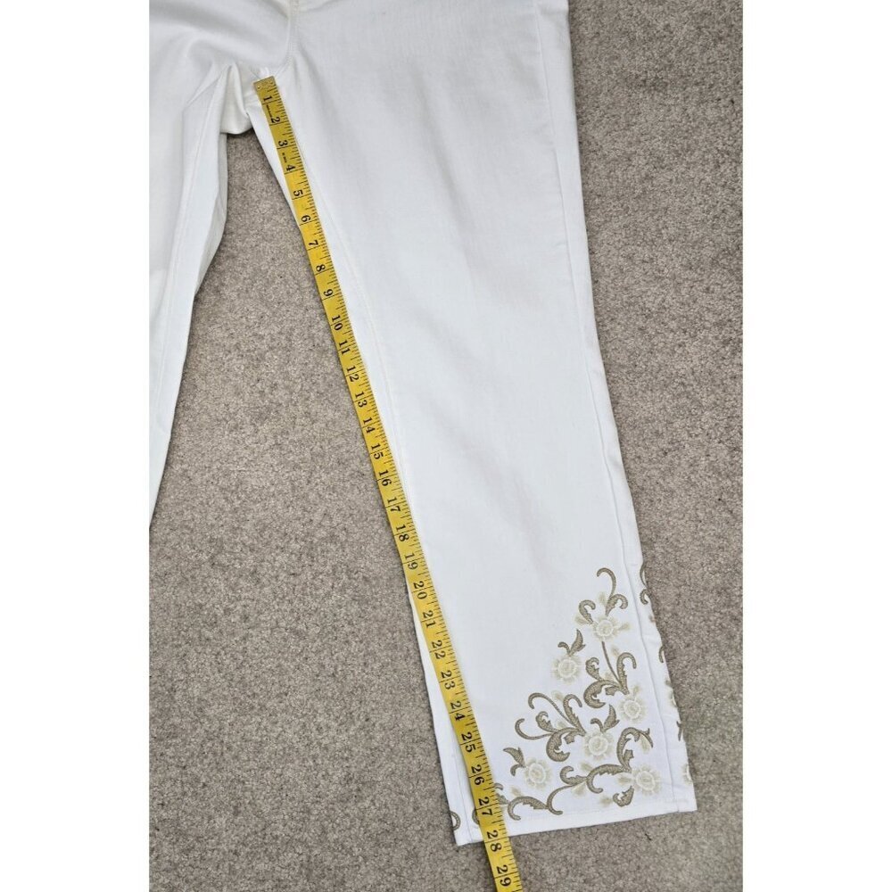 Coldwater Creek Classic Fit Embroidered Jeans Sz 14 Straight Fit Stretch Comfort - Picture 10 of 10